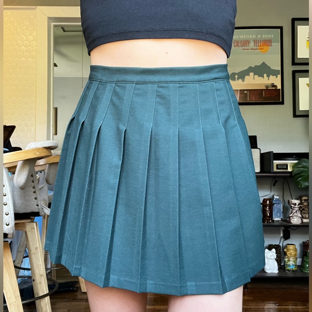 Green tennis skirt